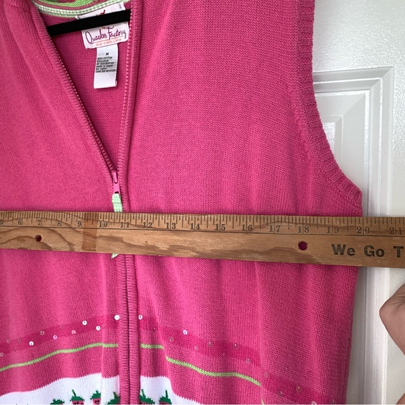 Quaker Factory Sweater Vest Womens M Sequined Strawberry Garden Flower Knit Hood - Picture 11 of 13